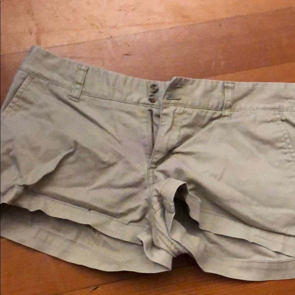 Shorts - Picture 1 of 4